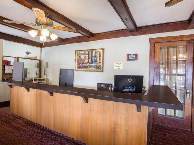 Knights Inn Endwell Exterior foto